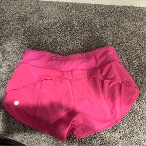 Lululemon sonic speed up 2.5 size 6 great condition